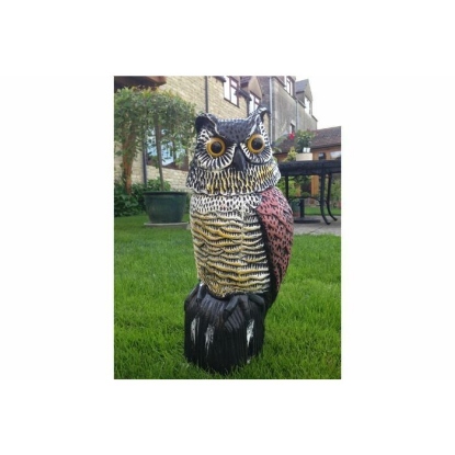 Afbeeldingen van Kunststof uil met draaiende kop 40cm